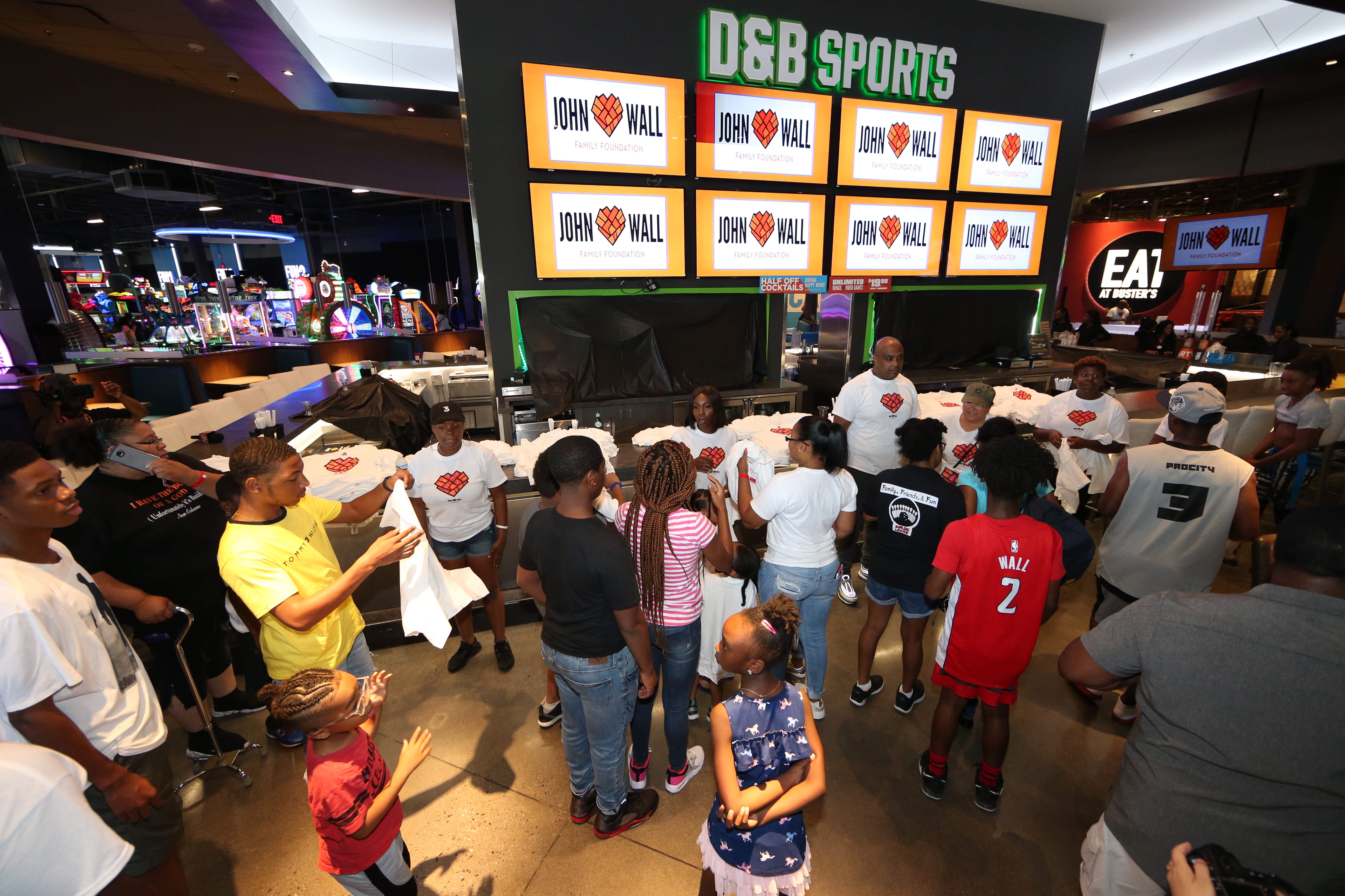 Photos: John Wall's 7th Annual Back-to-School Giveaway Photo