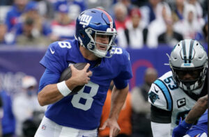 "Sneaky Athletic" Daniel Jones and the Giants Hand Panthers Fourth Straight Loss
